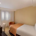 Hotel Eurostars Plaza Acueducto 4*