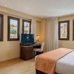 Hotell Eurostars Plaza Acueducto 4*