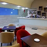 Hotell Eurostars Plaza Acueducto 4*