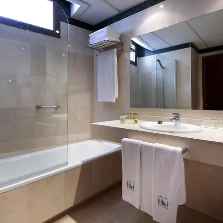 Eurostars Plaza Acueducto Сеговія