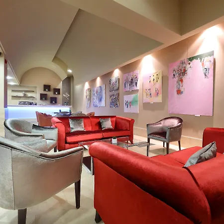 Готель Eurostars Plaza Acueducto
