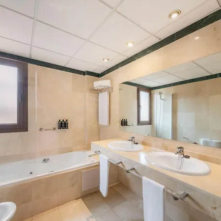 Eurostars Plaza Acueducto Hotel 4*