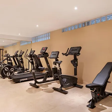 Hotel Eurostars Plaza Acueducto 4*