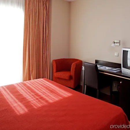 Eurostars Plaza Acueducto Готель