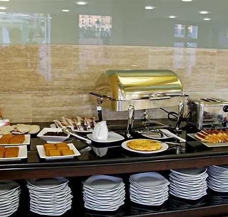 Готель Eurostars Plaza Acueducto 4*