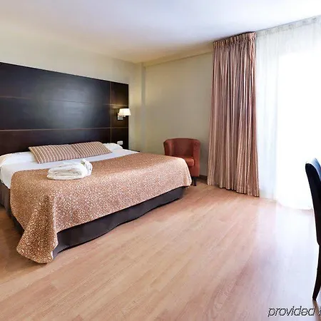 Eurostars Plaza Acueducto Готель 4*