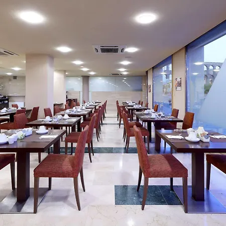 Eurostars Plaza Acueducto 4*