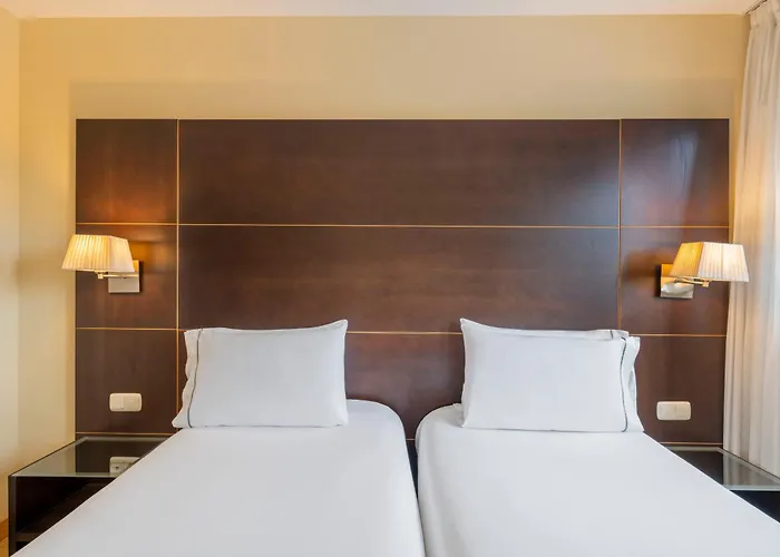 Eurostars Plaza Acueducto فندق 4*