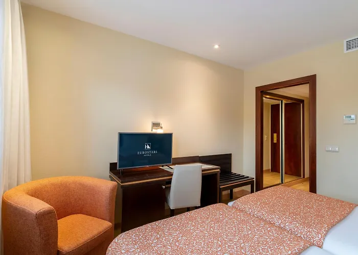 Eurostars Plaza Acueducto فندق شقوبية