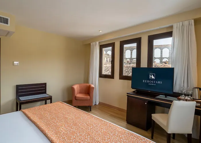 فندق Eurostars Plaza Acueducto شقوبية