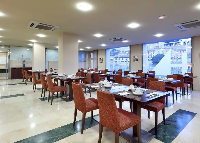 Eurostars Plaza Acueducto 4* شقوبية